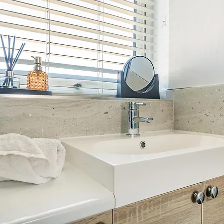 別荘 Normsy Place Seaside Serenity Breath Taking Views セント・ビーズ